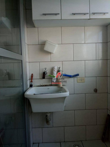 Imagem 9 de 13 de Apartamento Com 2 Dormitórios - Venda Por R$ 240.000,00 Ou Aluguel Por R$ 1.032,16/mês - Ayrosa - Osasco/sp - Ap0062