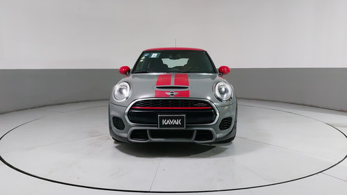 Mini John Cooper Works 2.0 JOHN COOPER WORKS HOT CHILI AT