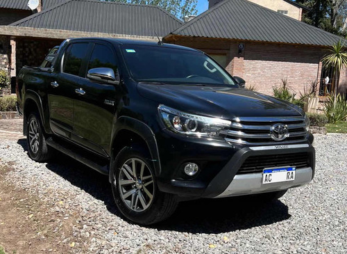 Toyota Hilux Pick-Up 4x4 SRX 2.8 TDI6 A/T