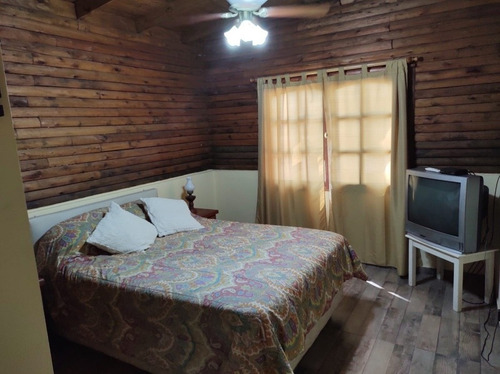 Imagen 7 de 15 de Casa / Cabaña En Alquiler El Pinar La Lucila Del Mar