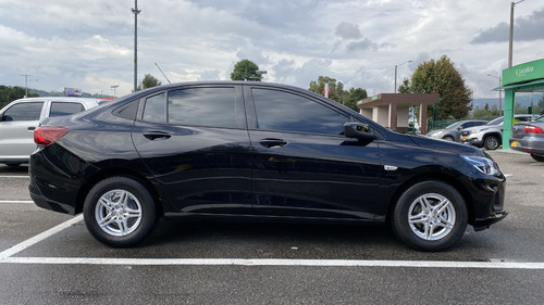 Imagen 13 de 25 de Chevrolet Onix