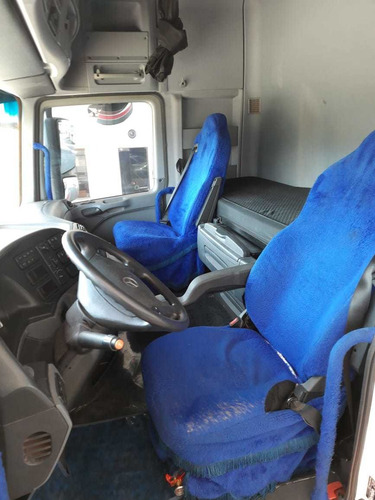 Imagem 10 de 12 de Mb Actros 2651 6x4 17/18 Mega Space Selectrucks