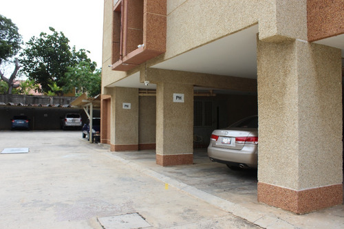 Imagen 4 de 28 de Cómodo Apartamento En La Planta Pent House Del Edificio Residencias La Vereda.