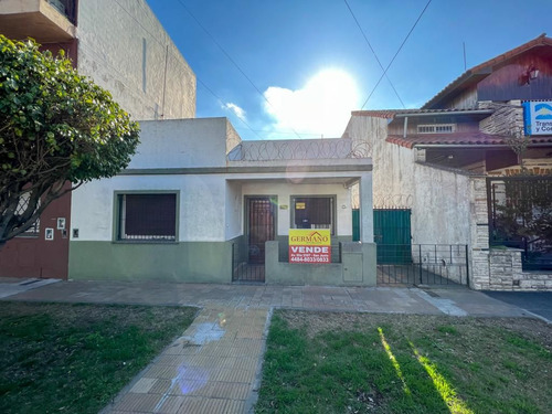 Casa - 3 Amb - Lote 10 X 20 - Ideal Vivienda Y/o Proyecto Inmobiliario - Zon U1b