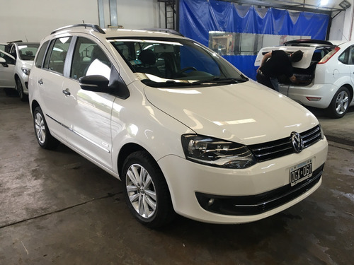 Imagen 1 de 10 de Volkswagen Suran 1.6 Edición Limited 2014