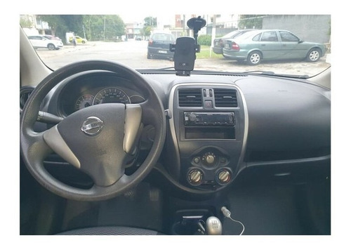 Imagem 7 de 8 de Nissan March 1.0 12v Flex 5p
