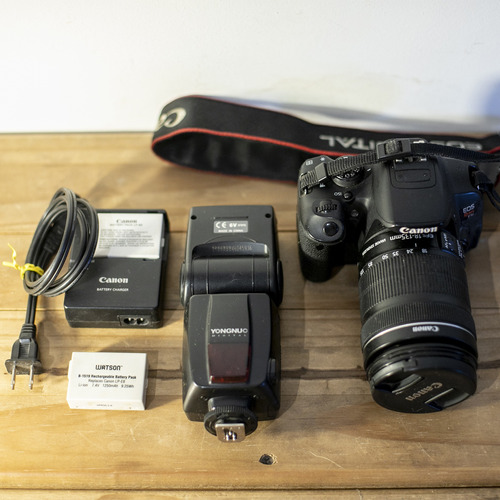  Canon T5i Kit 18-135mm + Flash Yongnuo 