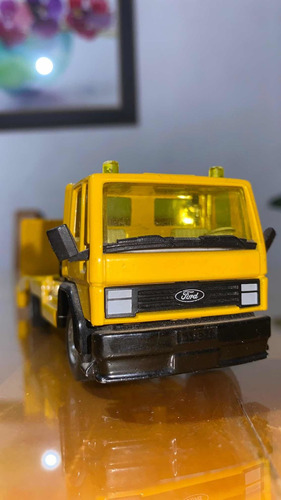 Grúa De Rampa Ford A Escala Marca Siku Escala 1/55