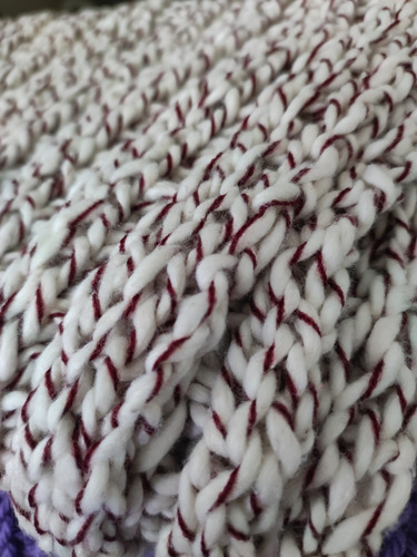 Bufandon Tejido A Mano Natural Con Bordo Tejido