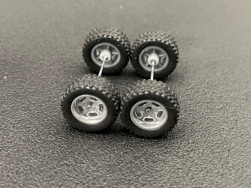 Llantas De Goma Para Vehículos A Escala Hot Wheels, 5 Sets Off Road - Plateado (recomendado Para Camionetas) - Toy719-5 (Usado)