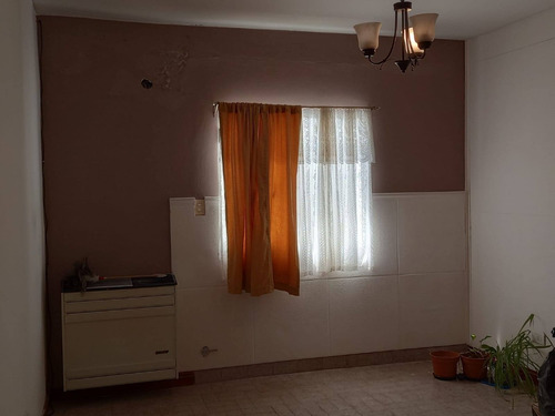Se Vende Hermosa Casa Familiar En Excelente Ubicación, Ideal Para Familia Numerosa O Inversionistas