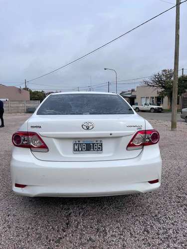 Imagen 8 de 9 de Toyota Corolla 2013 1.8 Xei Mt 136cv