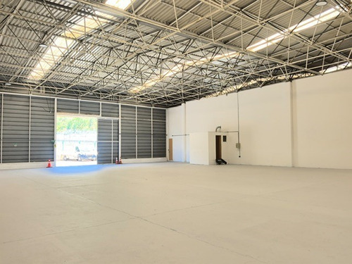 Gran Bodega De 550,13 M2 En Boderent Ii, El Salto