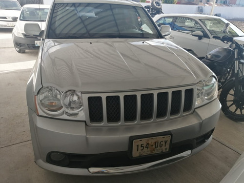 Jeep Grand Cherokee Srt-8 2006