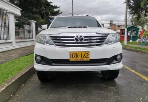 Toyota Fortuner 3.0 Sr5