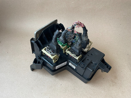 Caja De Fusibles Ram 1500 2002-05. P56049680aa (Usado)