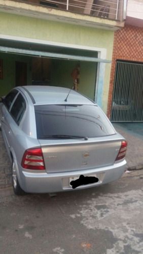 Imagem 1 de 7 de Astra