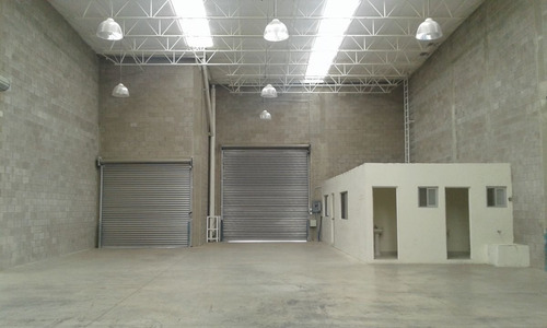 Imagen 3 de 12 de Renta De Bodega Comercial