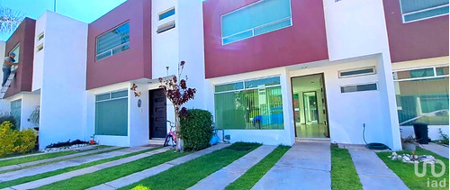 Venta Casa 3 Ambientes Cuautlancingo