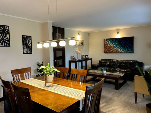 Casa En Arriendo 3d 3b En Chicureo -piedra Roja /san Anselmo
