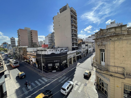 Imagen 22 de 24 de Venta Departamento 5 Dormitorios - Centro