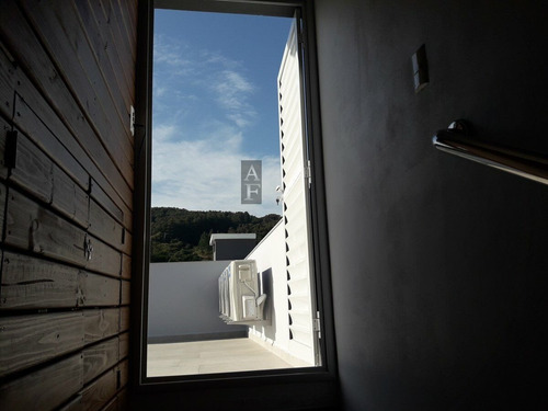 Imagem 26 de 30 de Casa Padrão Para Venda Em Centro Garopaba-sc - Kv523