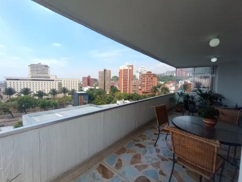 Vendo Amplio Apartamento Al Norte De Cali Barrio Centenario