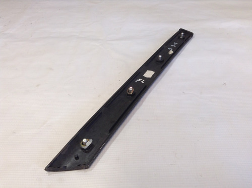 Moldura Ext Puerta Delantera Izquierda Bmw 320ia Mod 98-07 (Usado)