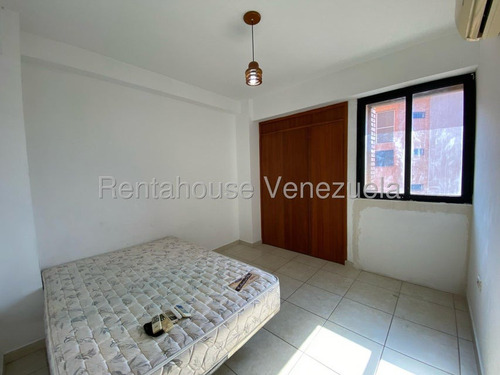 Marcos Gonzalez Vende Bello Apartamento Zona Este Barquisimeto - Lara. #25-18802