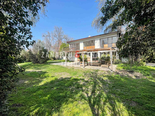 Jardín Del Este - Casa Para Remodelar