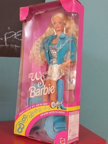 Imagem 2 de 7 de Barbie 1993 Western Stamping Antiga 80 90 Loira Superstar