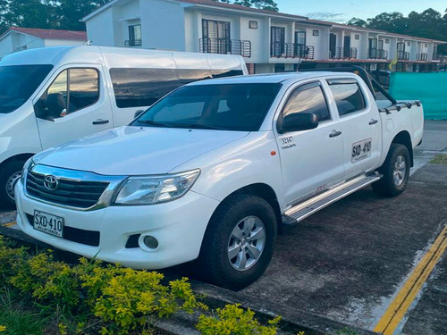 Toyota Hilux 2014