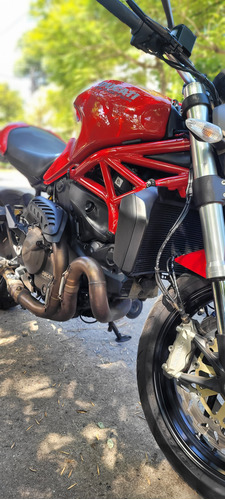 Ducati Monster 821