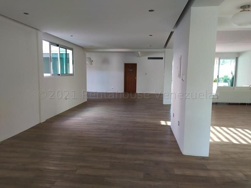 Imagen 5 de 14 de Casa En Venta En Guataparo Country Club Valencia 22-3990 Rentahouse Concepto