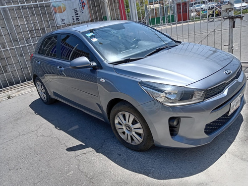 Kia Rio 1.6 Lx Hatchback Mt