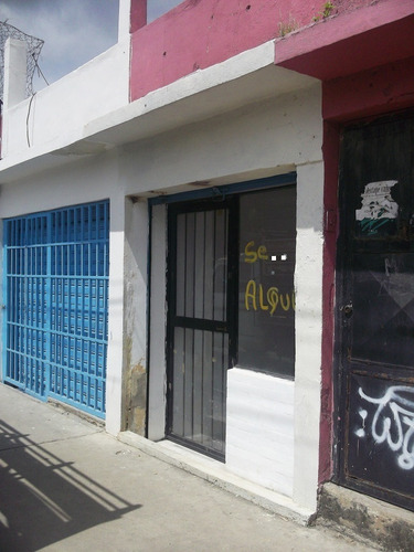 Imagen 4 de 5 de Febrero 22 Se Alquila Local 30m2 Av Universi. 04145951242 Francisco Rodriguez