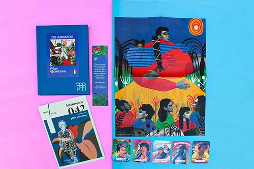 Livro Os Abismos - Edição Especial Com Brindes E Revista Do Clube Intrínsecos - Kit 42 - Capa Dura - Pilar Quintana - Novo E Lacrado