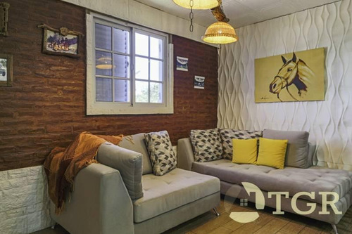 Oport X Viaje - Imponente Casa En Lote Propio. Ideal Dos Familias.