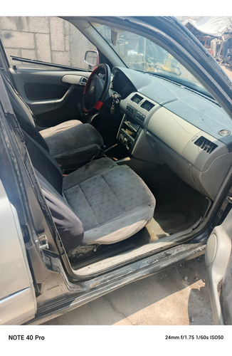 Bonito Pointer Wagon 2000, 5 Puertas Excelente Manejo