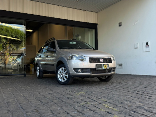 Fiat Palio 1.4 MPI TREKKING WEEKEND 8V FLEX 4P MANUAL