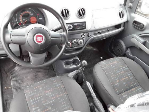 Imagem 3 de 9 de Fiat Fiorino 1.4 Mpi Furgão Hard Working 8v Flex 2p Manual