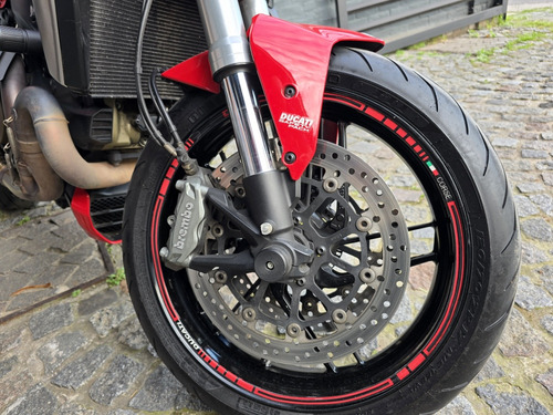 Ducati Monster 1200