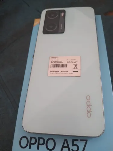 Oppo A57 Dual Sim 128 Gb Glowing Green 4 Gb Ram (Usado)