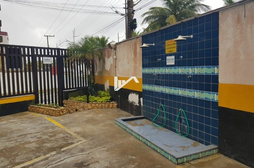 Imagem 3 de 14 de Bom Apartamento Bairro Solemar Frente Ao Mar