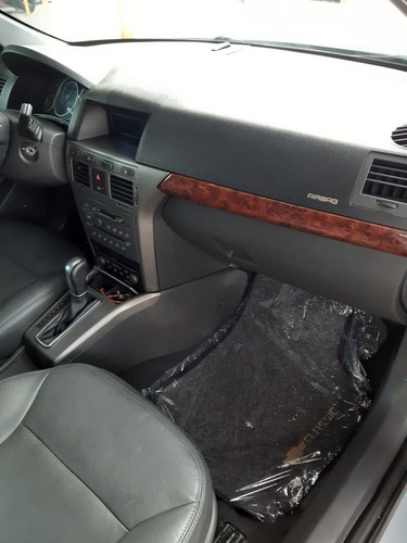 Chevrolet Vectra 2006 2.4 16v Elite Flex Power Aut. 4p