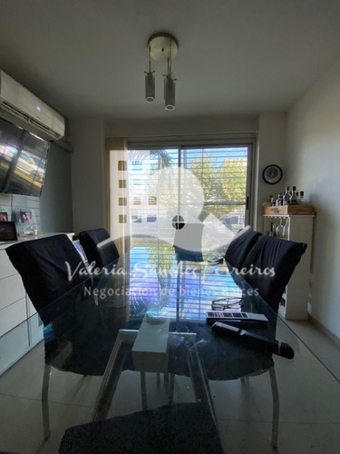Departamento A La Venta En Bernal Centro.