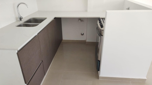 Departamento En Venta - 2 Dormitorios 1 Baño - 75mts2 - La Plata