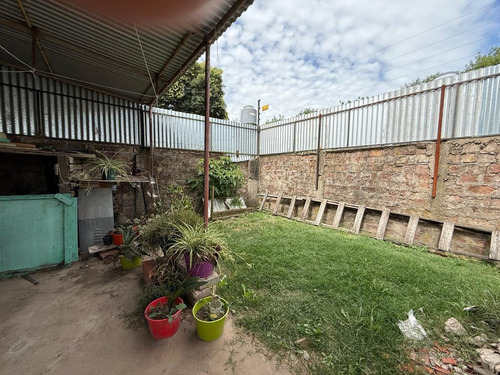 Venta Casa 4 Amb Con Cochera 2 Autos, Berazategui
