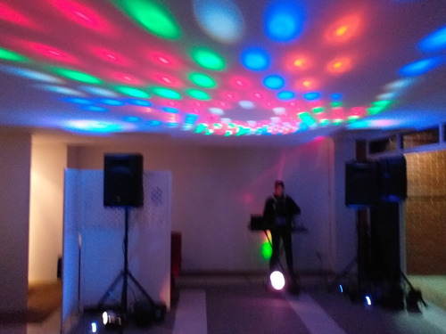 Imagen 6 de 10 de Alquiler De Karaoke, Discplay, Para Todo Tipo De Eventos