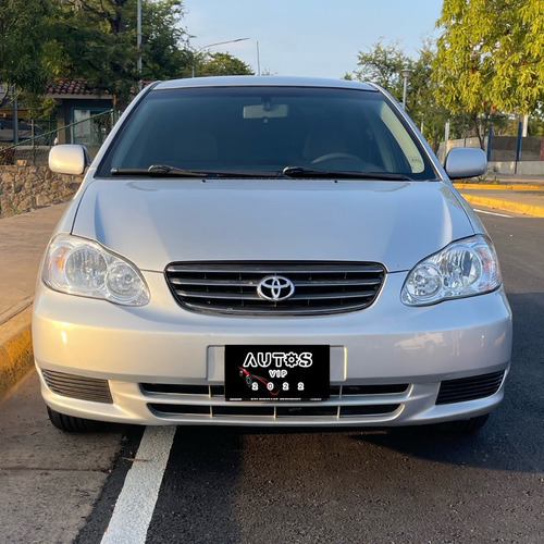 Imagen 2 de 11 de Toyota Corolla Xei